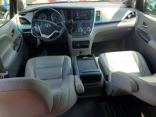 5TDYK3DCXGS707262 2016 TOYOTA SIENNA - Image 8