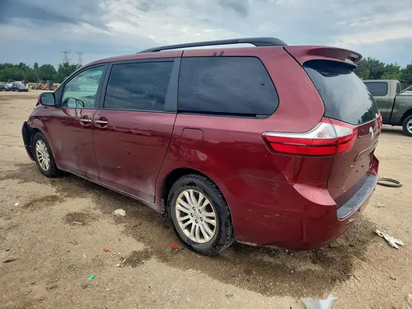 5TDYK3DCXGS708511 2016 TOYOTA SIENNA - Image 2