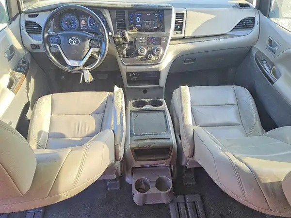 5TDYK3DCXGS712896 2016 TOYOTA SIENNA - Image 8