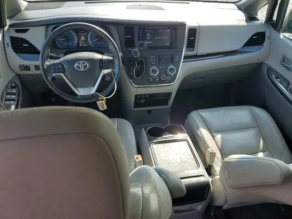 5TDYK3DCXGS715586 2016 TOYOTA SIENNA - Image 8