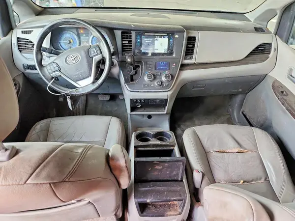 5TDYK3DCXGS721968 2016 TOYOTA SIENNA - Image 8