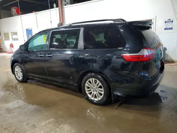 5TDYK3DCXGS722425 2016 TOYOTA SIENNA - Image 2