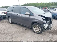 5TDYK3DCXGS725972 2016 TOYOTA SIENNA
