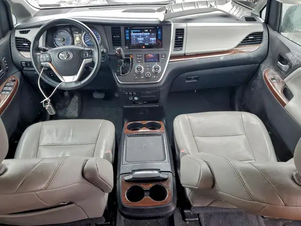 5TDYK3DCXGS729987 2016 TOYOTA SIENNA - Image 8