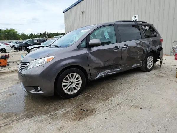 5TDYK3DCXGS741489 2016 TOYOTA SIENNA - Image 1