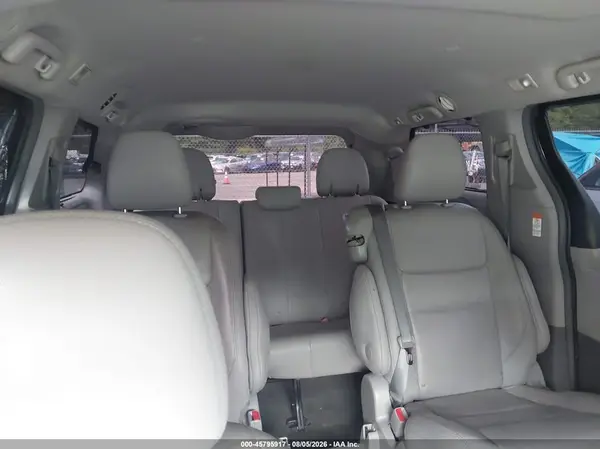 5TDYK3DCXGS754114 2016 TOYOTA SIENNA - Image 8