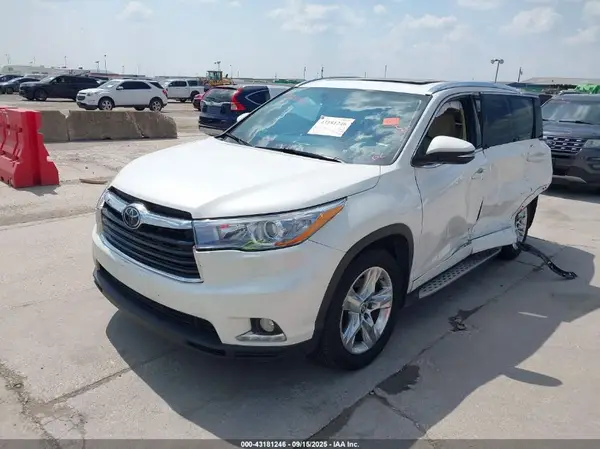 5TDYKRFH0GS132391 2016 TOYOTA HIGHLANDER - Image 2