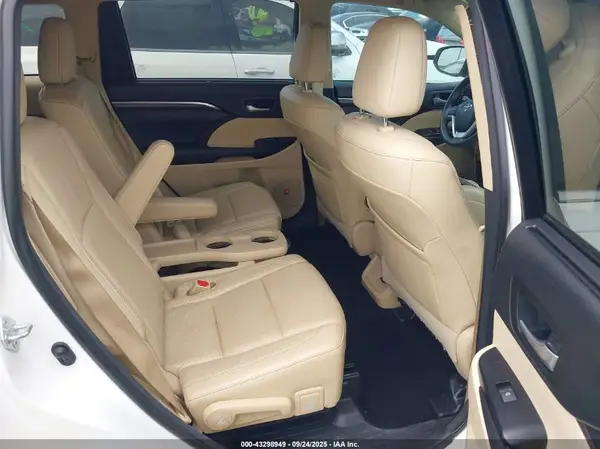 5TDYKRFH0GS140409 2016 TOYOTA HIGHLANDER - Image 8