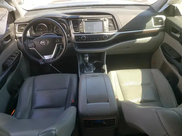 5TDYKRFH0GS156139 2016 TOYOTA HIGHLANDER - Image 8