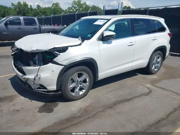 5TDYKRFH0GS158781 2016 TOYOTA HIGHLANDER - Image 2
