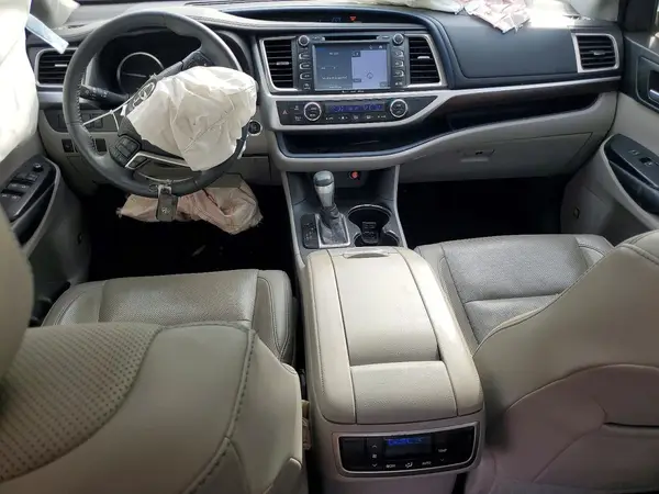 5TDYKRFH0GS168811 2016 TOYOTA HIGHLANDER - Image 8