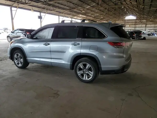 5TDYKRFH1GS125756 2016 TOYOTA HIGHLANDER - Image 2