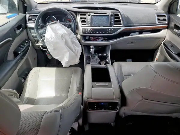 5TDYKRFH1GS128253 2016 TOYOTA HIGHLANDER - Image 8