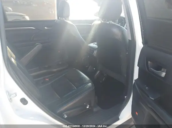 5TDYKRFH1GS152438 2016 TOYOTA HIGHLANDER - Image 8