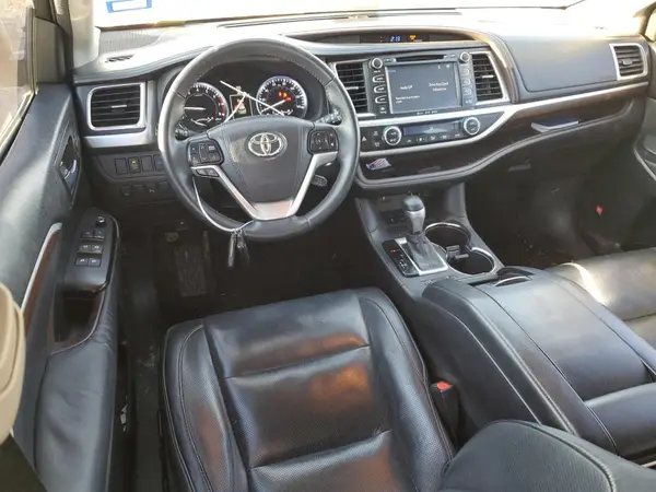 5TDYKRFH1GS154061 2016 TOYOTA HIGHLANDER - Image 8