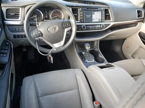 5TDYKRFH1GS169725 2016 TOYOTA HIGHLANDER - Image 8
