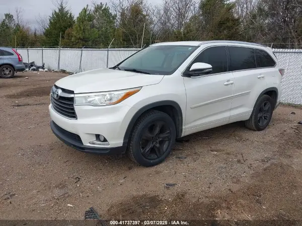 5TDYKRFH2GS132585 2016 TOYOTA HIGHLANDER - Image 2