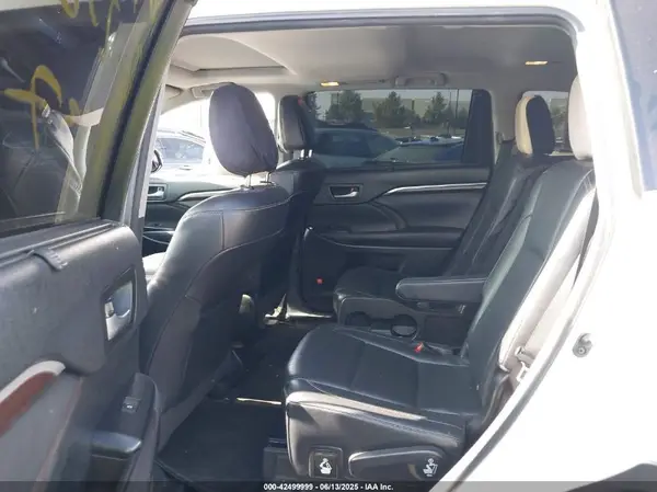 5TDYKRFH2GS181494 2016 TOYOTA HIGHLANDER - Image 8