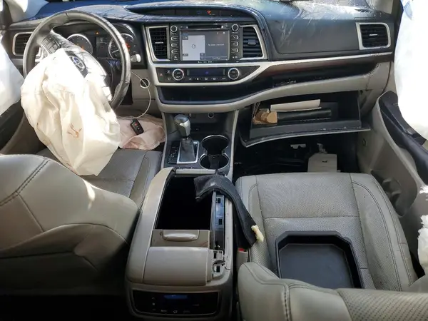 5TDYKRFH2GS187201 2016 TOYOTA HIGHLANDER - Image 8