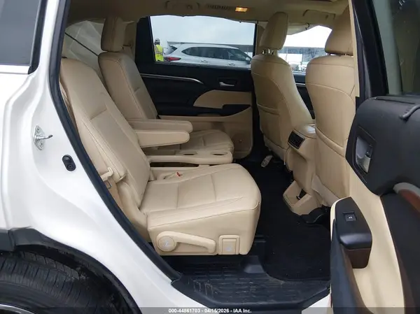 5TDYKRFH3GS131963 2016 TOYOTA HIGHLANDER - Image 8