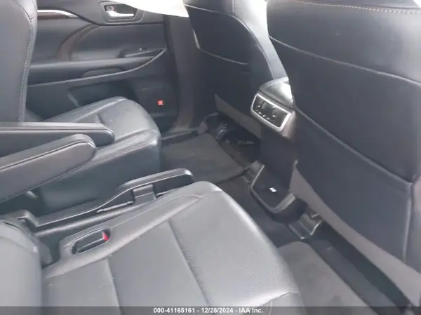 5TDYKRFH3GS137195 2016 TOYOTA HIGHLANDER - Image 8