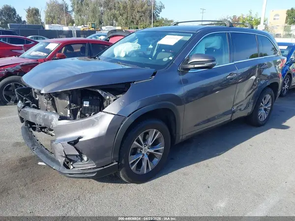 5TDYKRFH3GS144941 2016 TOYOTA HIGHLANDER - Image 2