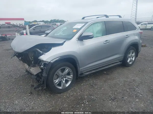 5TDYKRFH3GS158791 2016 TOYOTA HIGHLANDER - Image 2