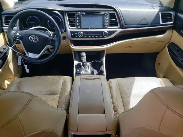5TDYKRFH4GS136962 2016 TOYOTA HIGHLANDER - Image 8