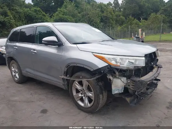 5TDYKRFH4GS152143 2016 TOYOTA HIGHLANDER - Image 1