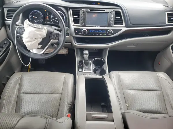 5TDYKRFH4GS179679 2016 TOYOTA HIGHLANDER - Image 8