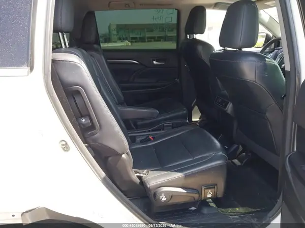 5TDYKRFH5GS124478 2016 TOYOTA HIGHLANDER - Image 8