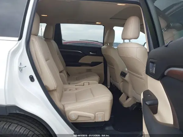 5TDYKRFH5GS144732 2016 TOYOTA HIGHLANDER - Image 8