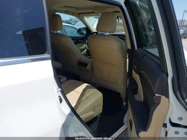 5TDYKRFH5GS145752 2016 TOYOTA HIGHLANDER - Image 8