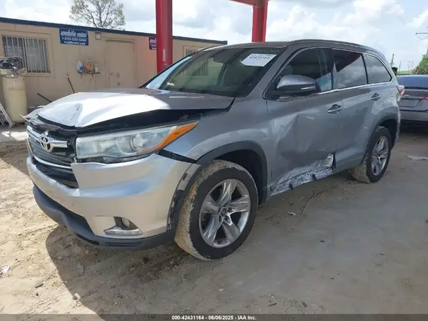 5TDYKRFH5GS162034 2016 TOYOTA HIGHLANDER - Image 2
