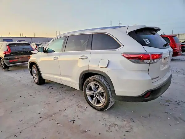 5TDYKRFH5GS171400 2016 TOYOTA HIGHLANDER - Image 2