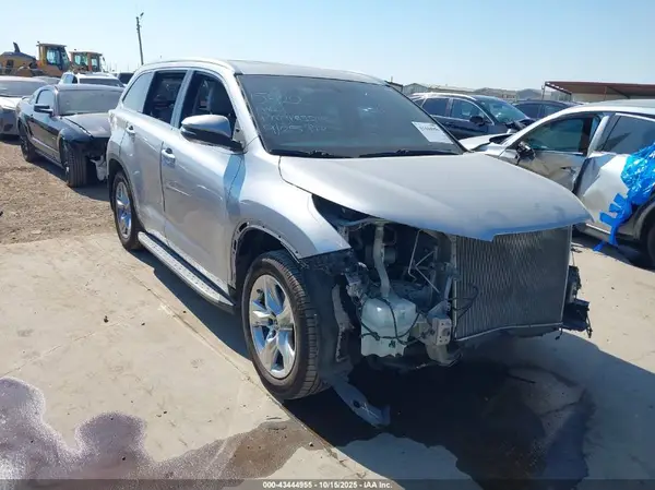 5TDYKRFH5GS173194 2016 TOYOTA HIGHLANDER - Image 1