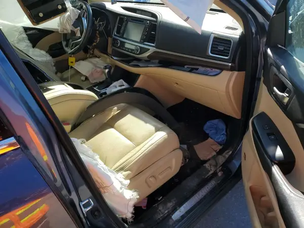 5TDYKRFH6GS121833 2016 TOYOTA HIGHLANDER - Image 8