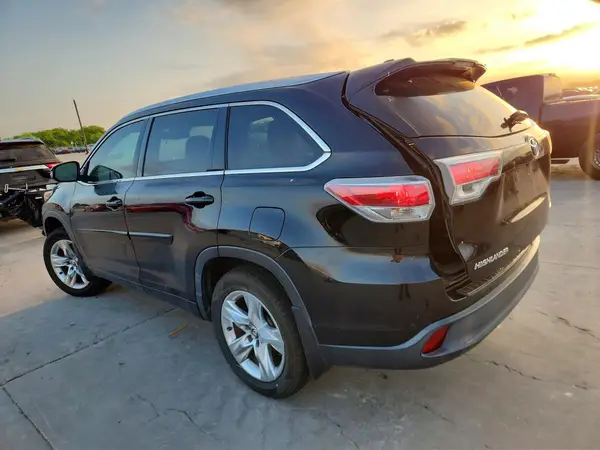5TDYKRFH6GS141595 2016 TOYOTA HIGHLANDER - Image 2