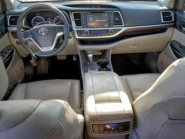 5TDYKRFH6GS160731 2016 TOYOTA HIGHLANDER - Image 8