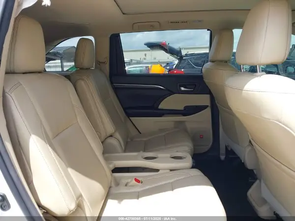 5TDYKRFH7GS143663 2016 TOYOTA HIGHLANDER - Image 8