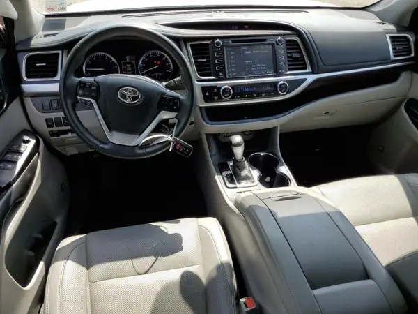 5TDYKRFH7GS164707 2016 TOYOTA HIGHLANDER - Image 8