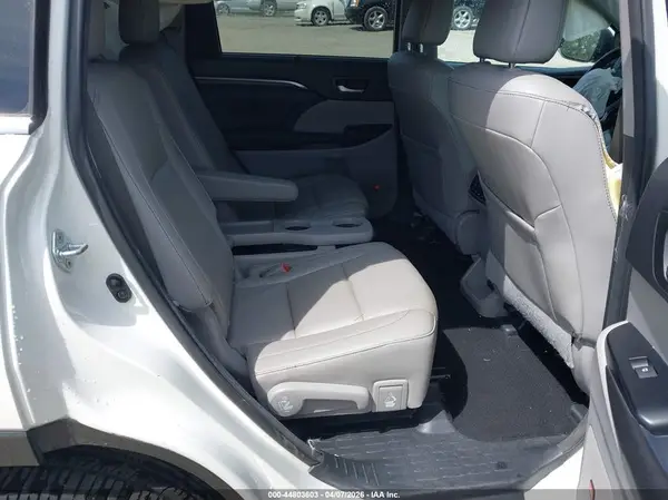 5TDYKRFH7GS168109 2016 TOYOTA HIGHLANDER - Image 8
