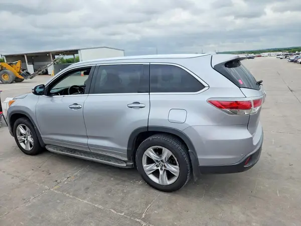 5TDYKRFH7GS168563 2016 TOYOTA HIGHLANDER - Image 2
