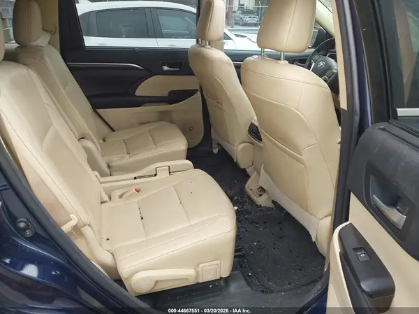 5TDYKRFH7GS174413 2016 TOYOTA HIGHLANDER - Image 8