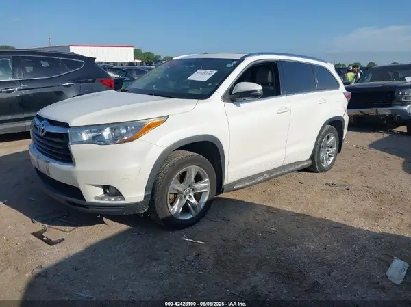 5TDYKRFH7GS175688 2016 TOYOTA HIGHLANDER - Image 2