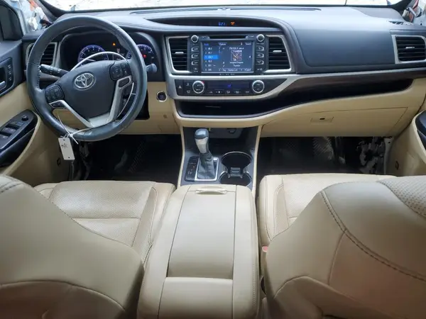 5TDYKRFH8GS132185 2016 TOYOTA HIGHLANDER - Image 8