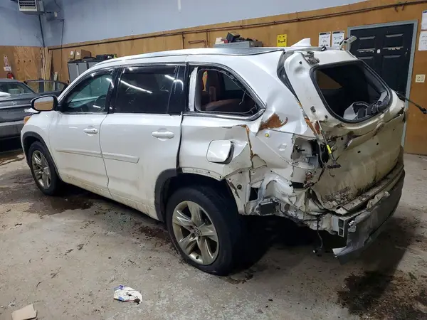5TDYKRFH8GS149732 2016 TOYOTA HIGHLANDER - Image 2