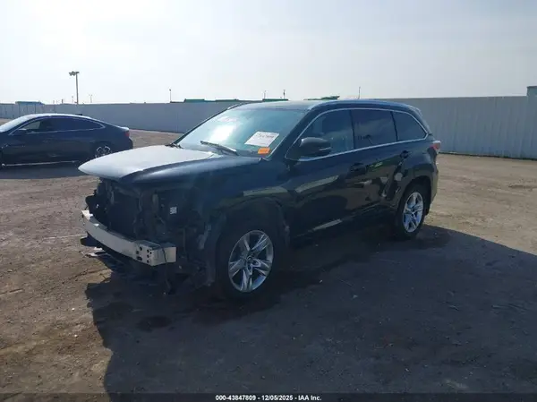 5TDYKRFH8GS158723 2016 TOYOTA HIGHLANDER - Image 2