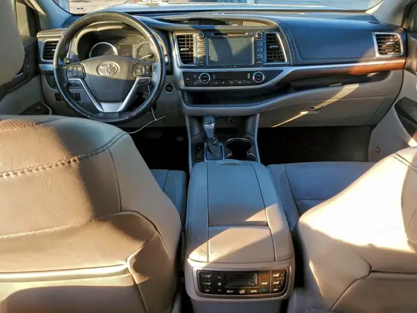5TDYKRFH8GS185825 2016 TOYOTA HIGHLANDER - Image 8