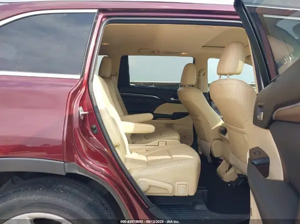 5TDYKRFH9GS127884 2016 TOYOTA HIGHLANDER - Image 8
